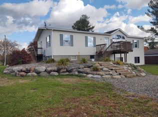 210 Oak St, Grasston, MN 55030