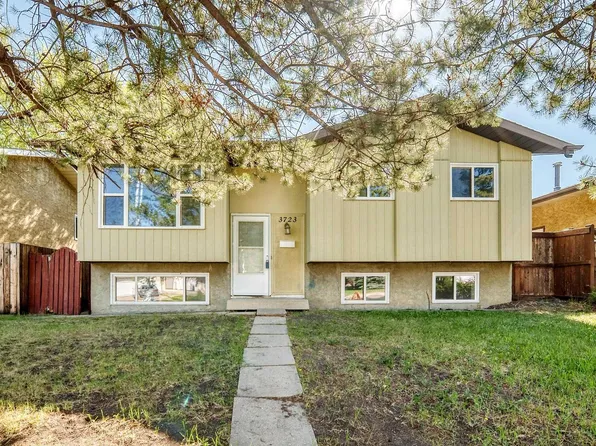 3723 63rd St NW, Edmonton, AB T6L 1R1