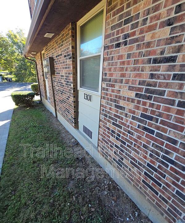 1st image of 1301 E Frederick St APT F