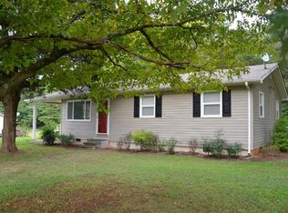 139 Lake Dr, Farmville, VA 23901