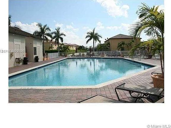 4th image of 11601 NW 89th St APT 107