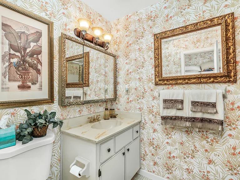 3833 Edgewater Dr — Photo 22
