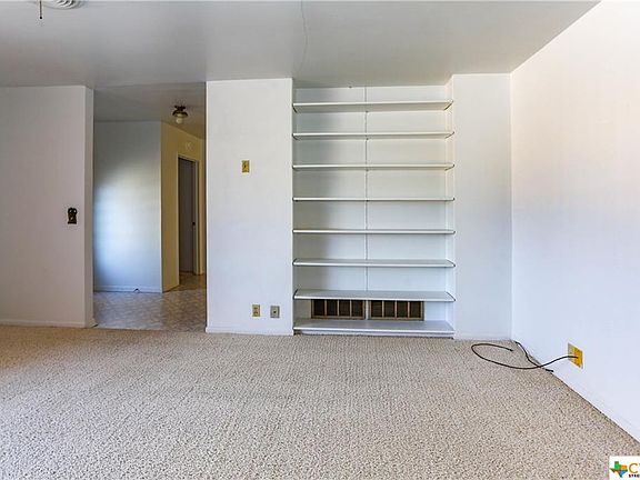 4th image of 1101 Mildred Lee Ln