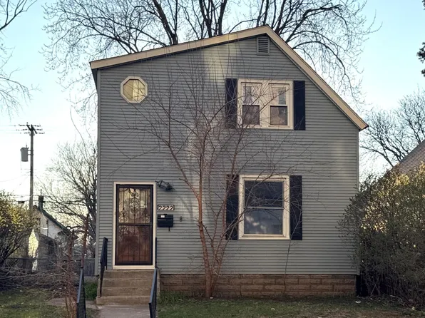 2222 California St NE, Minneapolis, MN 55418