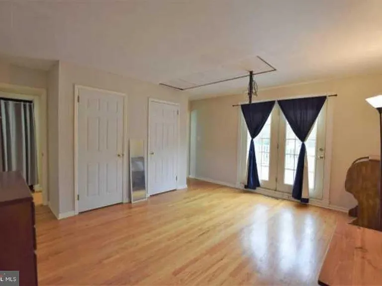 514 Ivydale Rd — Photo 50
