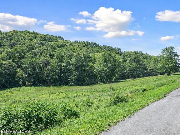 4th image of Cecil Davis Rd