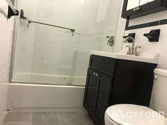 Rented by Oxford Property Group | media 12