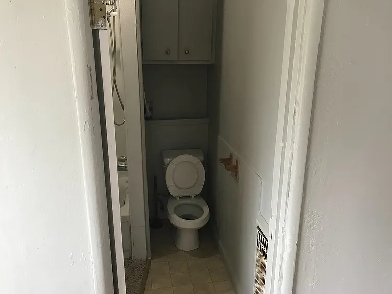 220 Doty St — Photo 14