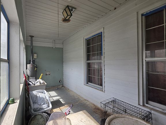 4th image of 47 Mathis Lake Rd