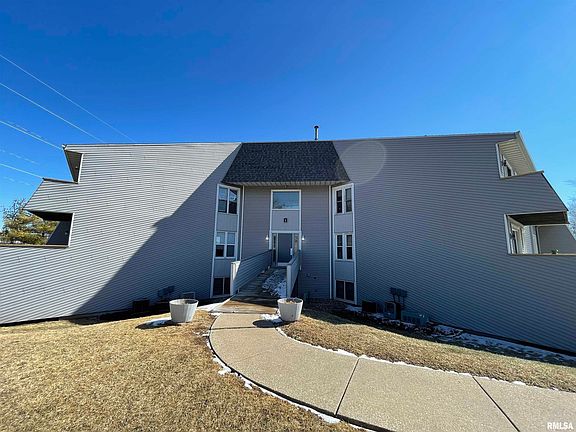 2nd image of 2608 W Willowlake Dr