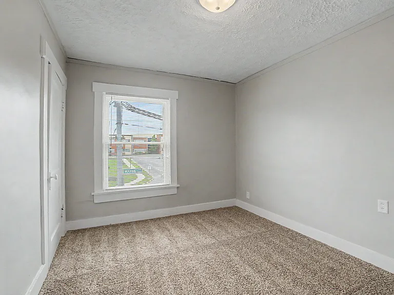 2600 Wayne Ave — Photo 19