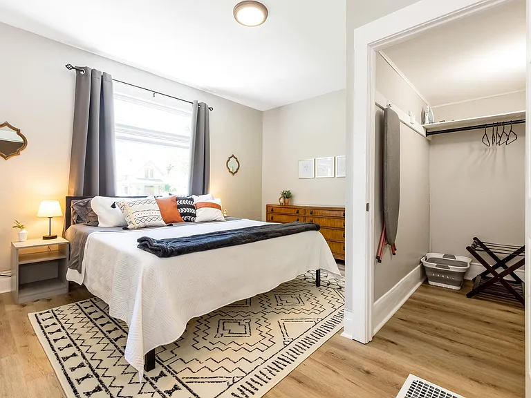 278 Euclid St #3BR — Photo 3