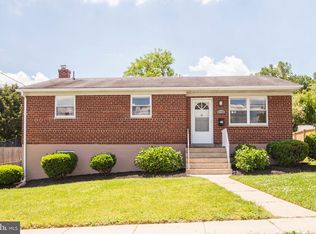 4706 Creek Shore Dr, Rockville, MD 20852