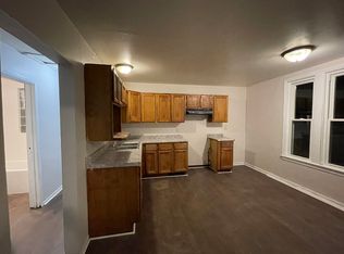 6121 12th Ave #L, Kenosha, WI 53143