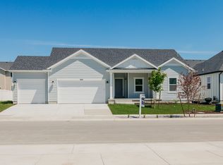 909 E Antelope Dr #325, Eagle Mountain, UT 84005