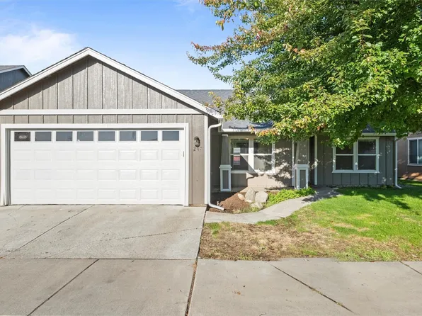247 NW Laurella Ln, College Place, WA 99324