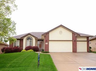 17010 Franklin St, Omaha, NE 68118