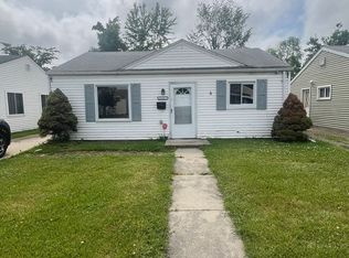 28367 Waverly St, Roseville, MI 48066