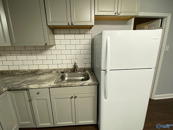 5th image of 2940 Hood Rd SW APT H