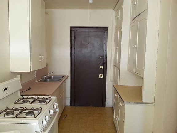4th image of 133 W William St APT 404