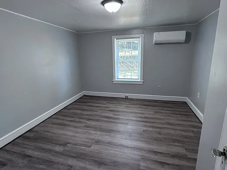 259A Lasalle Ave — Photo 15