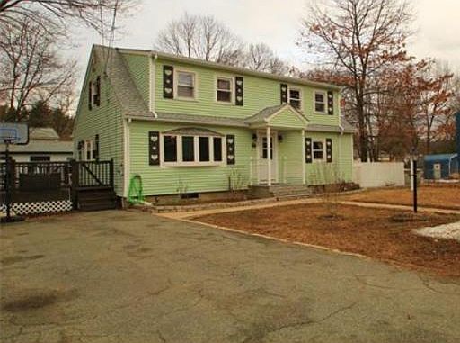 2nd image of 33 Oakwood Ave