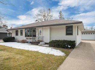 108 97th Ave NE, Blaine, MN 55434