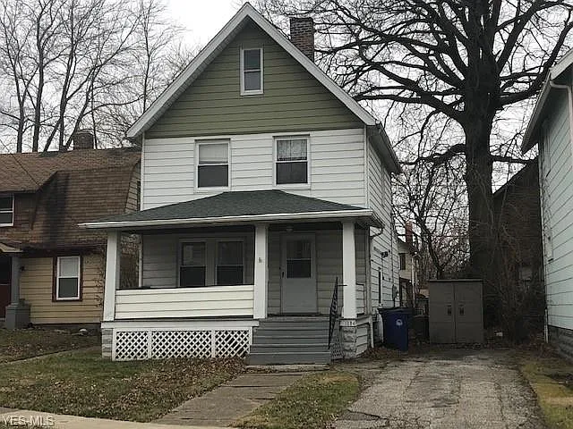 1384 Penhurst Rd photo 1
