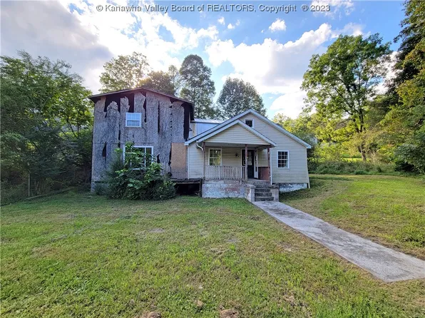 59 Sharp St, Maben, WV 25870
