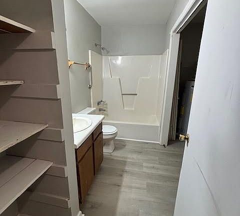 4th image of 1539 Ashland Dr #A