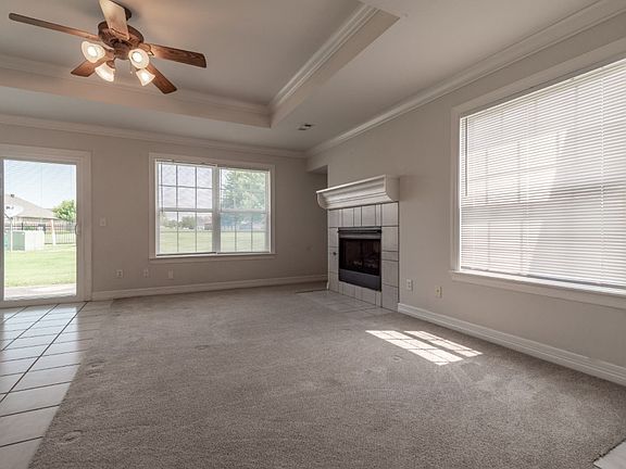 5th image of 11076 Rose Ct