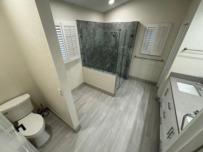 1327 Lake Breeze Dr — Photo 7