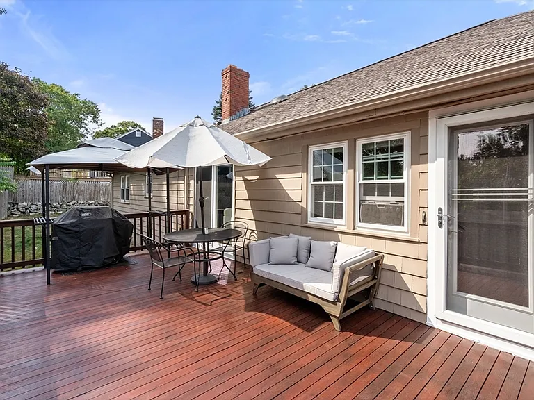 29 Anthony Ln — Photo 14