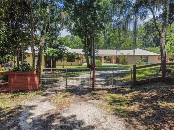 900 Braddock Rd, Enterprise, FL 32725