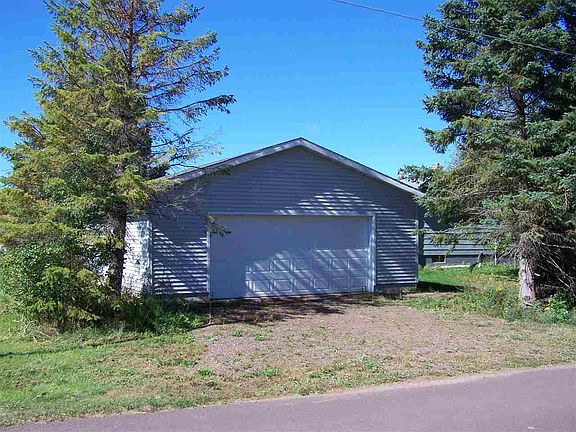 5th image of 415 Kuivinen St