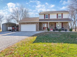 69 Linden Ln, Medora, IL 62063