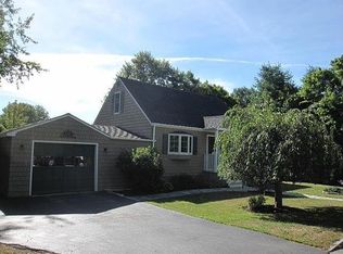 77 Inverness St, Portland, ME 04103