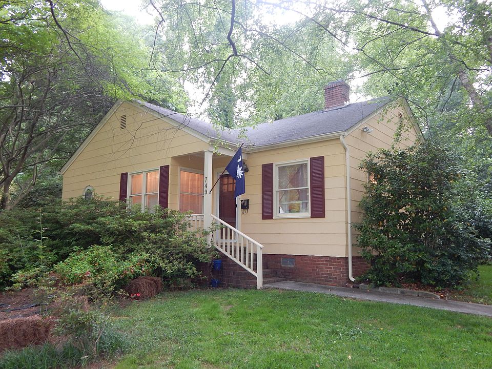 1st image of 749 Hawthorne Ln
