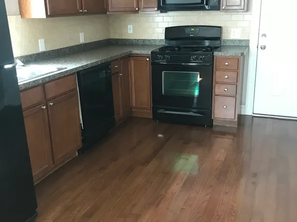 469 Tacoma Ave APT 4, Buffalo, NY 14216