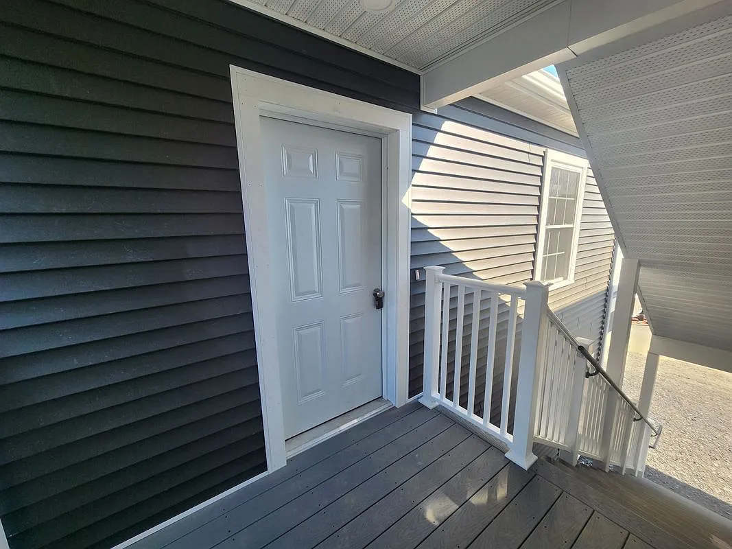 3 bed, 2.0 bath, 1280 sqft, $2,950 — Photo 4