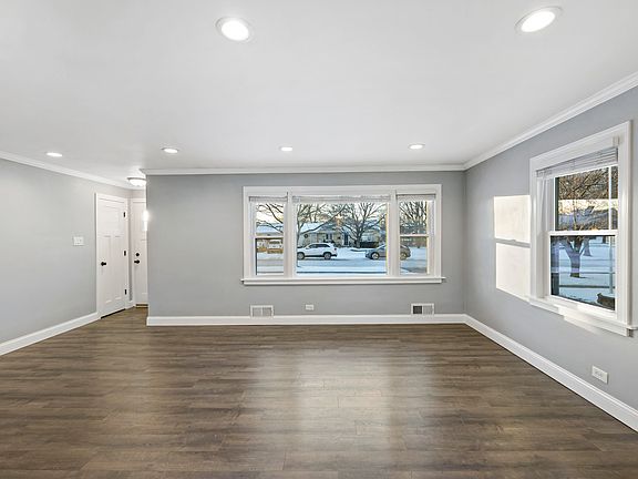 5th image of 17217 69th Ave