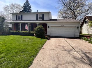 2149 Vermont St, Rolling Meadows, IL 60008