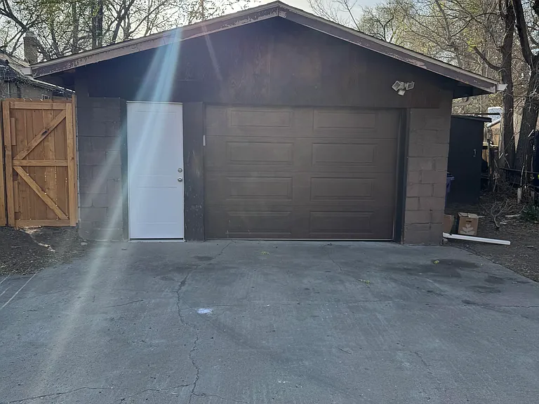 4815 E 19th Ave — Photo 21