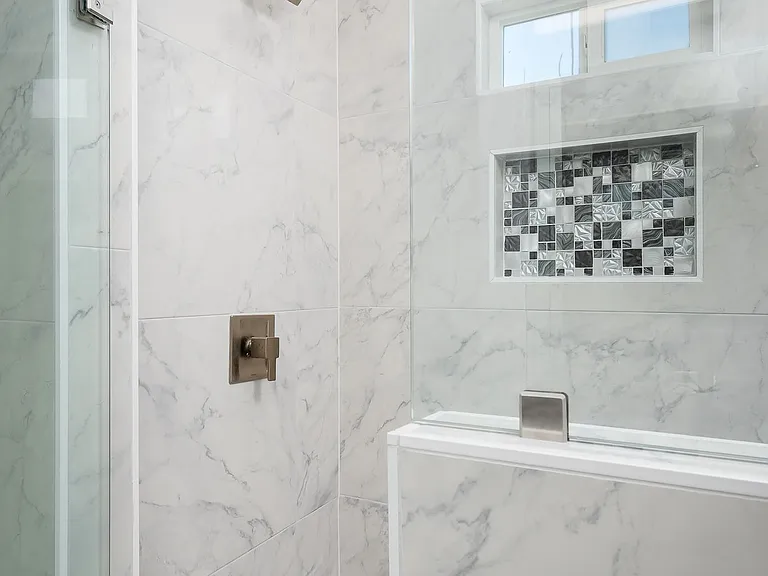 1412 E Hibiscus Ave #4 — Photo 2