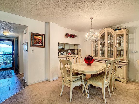 5th image of 1055 Kensington Park Dr Unit 305