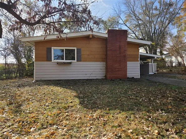 808 E Clark St, Warrensburg, MO 64093