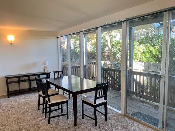 Living / Dining Area