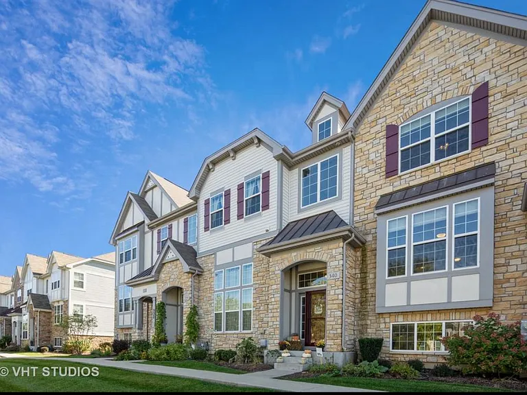 340 Sype Dr — Photo 1
