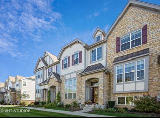 340 Sype Dr, Carol Stream, IL 60188