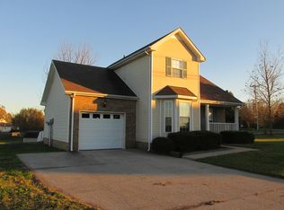 1798 Cabana Dr, Clarksville, TN 37042